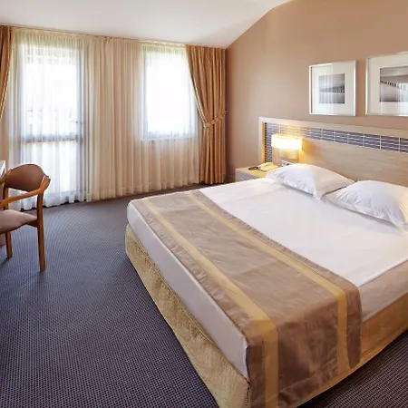 帕姆热温泉诊所及spa酒店 度假村