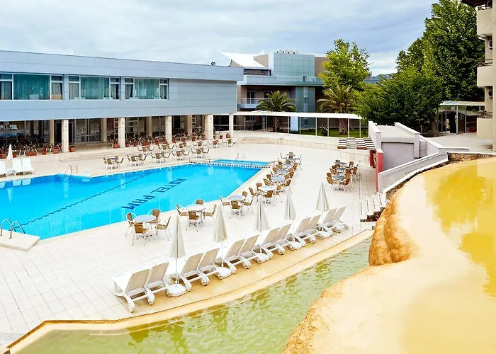 אתר נופש Pam Thermal Clinic &