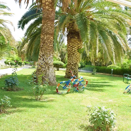 אתר נופש Pam Thermal Clinic &