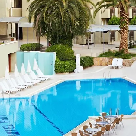אתר נופש Pam Thermal Clinic & פמוקלה