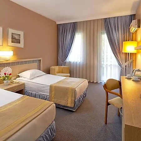 Pam Thermal Clinic & 5*